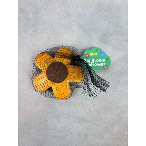 Bark Box Super Chewer Flower Toy NWT - Picture 1 of 5
